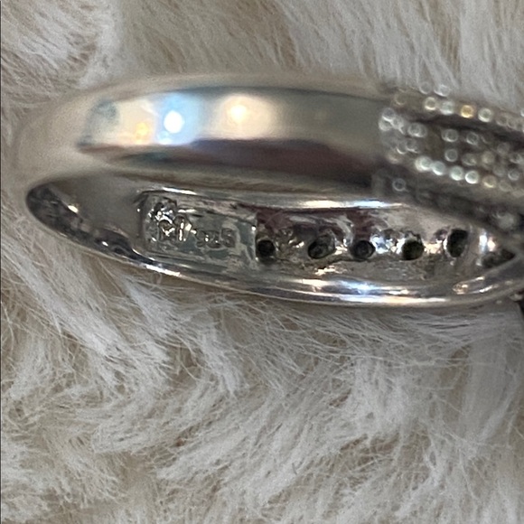 Sapphire Diamond Cluster Ring - Picture 5 of 5